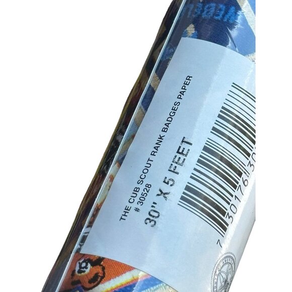 The Cub Scout Rank Bades wrapping paper 30”x5 feet NEW sealed - Picture 4 of 6